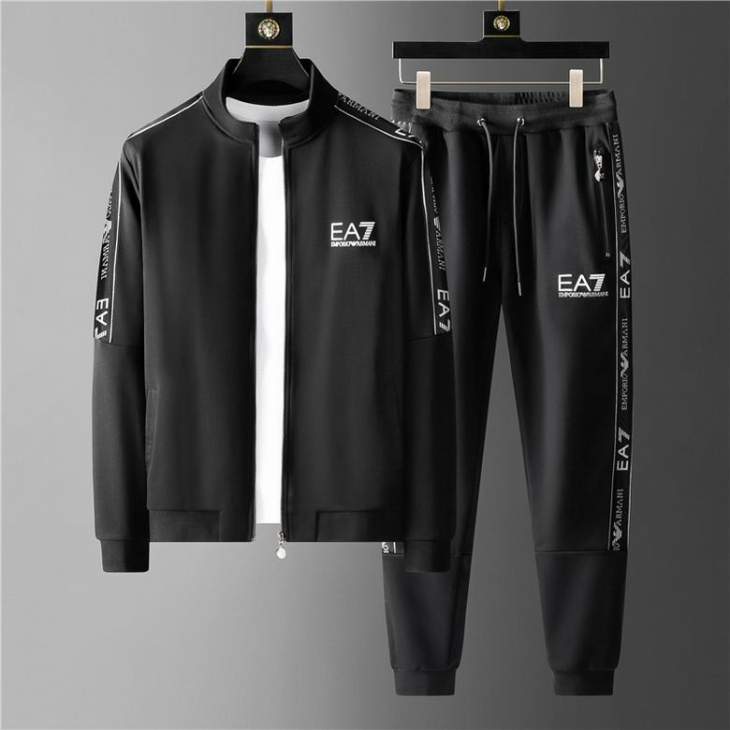 Picture of Armani Sweater Suits _SKUArmaniM-4XL25c389236731